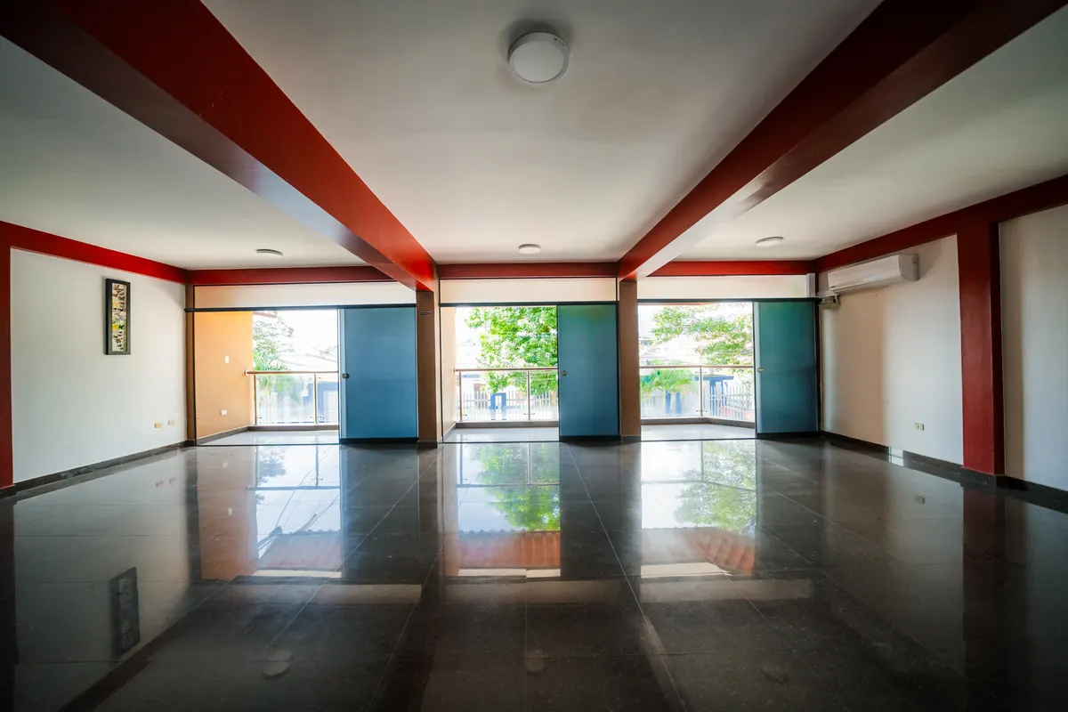 Auditorio y sala de conferencias del hotel